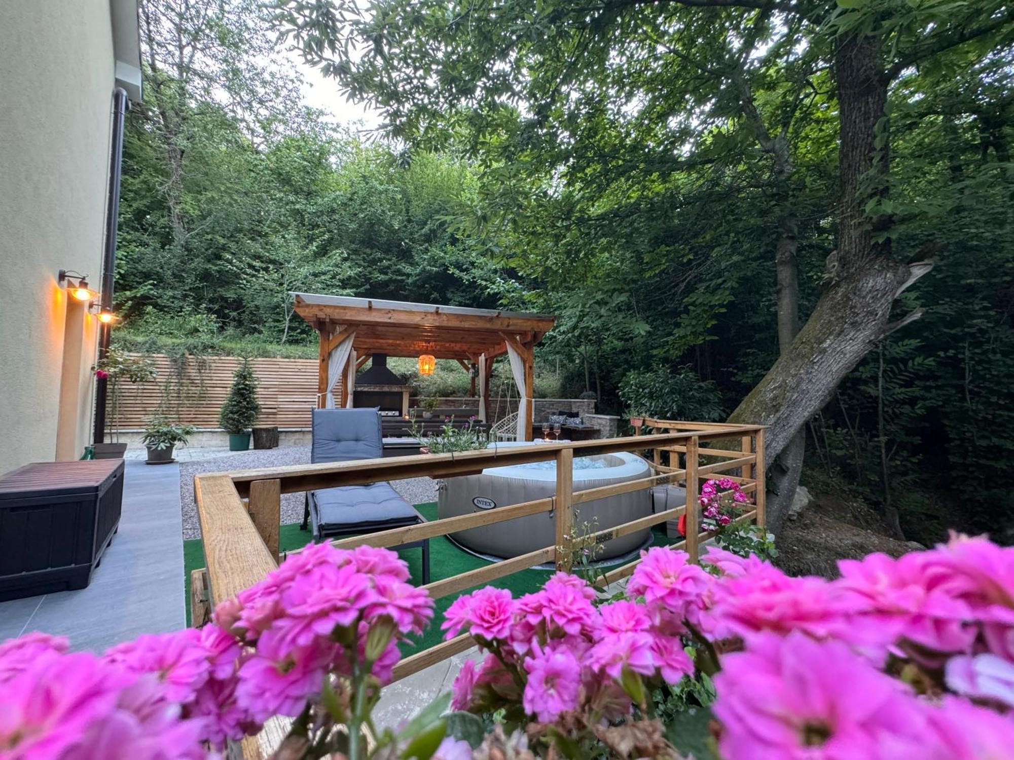 Apartment With A Terrace Forest Home Lullula Veprinac Экстерьер фото